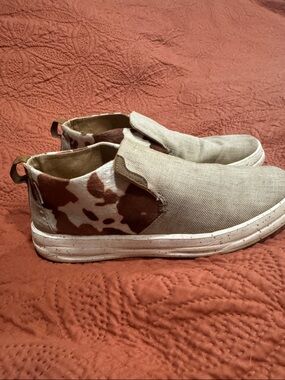 Hey dude Slip-On Sneakers in Beige with Brown Cow Print Accents